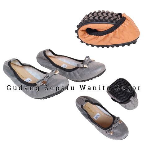 GaraTia Winter Vintage Boot Women's Slippers Arctic Solid Indoor/Outdoor  House Shoes