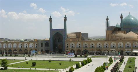 Gray Jacob Photo Esfahan