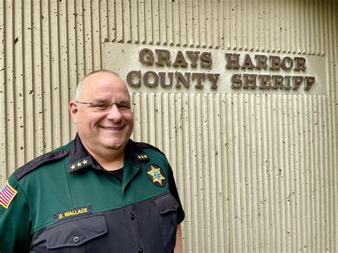 May 13, 2022 9:17AM PDT. Grays Harbor County Sheriff Rick Scott has announced that he will not be seeking a third term as Sheriff, retiring at the end of the year after 45 years in local law enforcement. Scott joined the Grays Harbor Sheriff’s Office in July 1977, serving his entire law enforcement career within the agency. Scott said that .... 