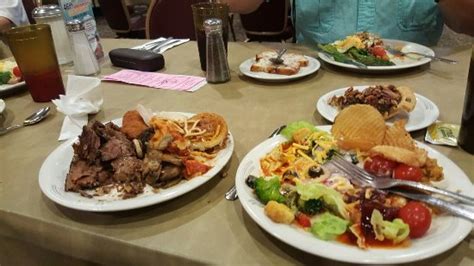 Great Amish Buffet - Shady Maple Smorgasbord - Tripadvisor