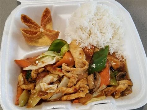 Great Chinese Food - Review of China Cafe, Johnston, IA