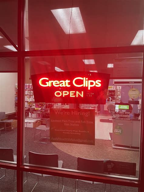 Great Clips Hair Salon in Covington, WA