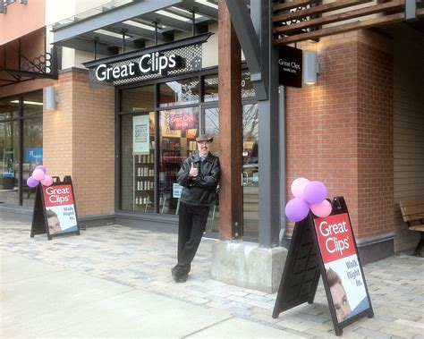 Great Clips Hair Salon in Willoughby, OH - Willow Plaza