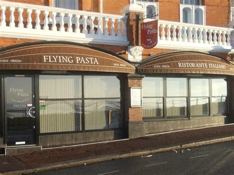 Great Restaurant and always excellent service - Flying Pasta, Westcliff …