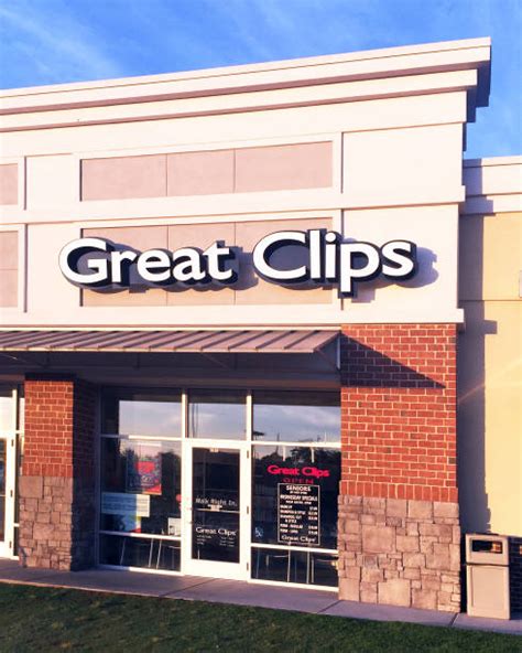 As a franchisee-owned and operated local hair salon, we challenge ourselves and our customers to give back to the local Waynesboro community through programs like Clips of Kindness® and by showing support for various philanthropic organizations. Visit your local Great Clips hair salon conveniently located on 632 E Main St in Waynesboro, PA..