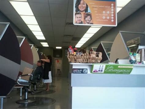  The Great Clips hair salon located at 3673 W 13400 S, Ste H, in Riverton, UT is a clean and welcoming establishment. The salon boasts a modern interior and a comfortable waiting area, making it easy for customers to relax before their appointment. . 