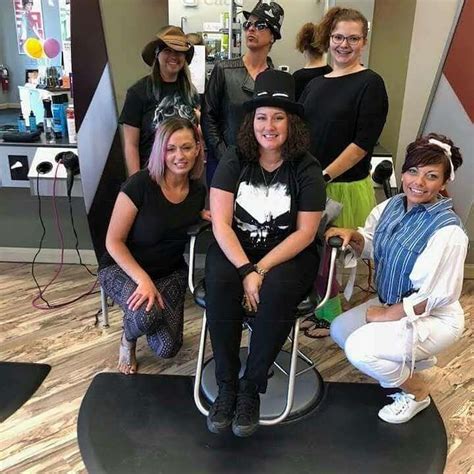 US /. PA /. Canonsburg /. 3855 Washington Rd. Get a great haircut at the Great Clips Donaldson Square hair salon in Canonsburg, PA. You can save time by checking in online. No appointment necessary.. 