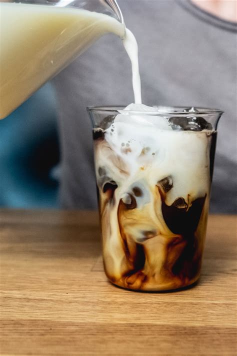 Great iced coffee. 1- Prepare espresso using your Nespresso machine. It’s best to use dark-roasted coffee pods for Iced Latte. Typically Latte is prepared with a double shot of Espresso. So use a double Espresso pod if you have a Vertuo machine or brew two Espresso shots one after the other if you have an original line machine. 