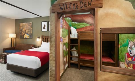 Great wolf lodge gurnee groupon. Welcome to Kansas City, KS Book now and prepare your pack for a family getaway. In the heart of the country, our family resort in Kansas City became the fourth Great Wolf Lodge to open in 2003. When you're looking for the ultimate family getaway, our resort has it all: a 38,000 square-foot indoor water park kept at a warm 84 degrees year-round, fun attractions & events, dining options to ... 