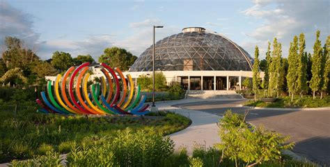 Greater des moines botanical garden. Tours A Botanical Garden tour is one of the best things to do in Des Moines whether the whole family is in town, you’re visiting the city or your garden club is looking for an outing. Our conservatory offers a retreat from Iowa’s cold winter and our 