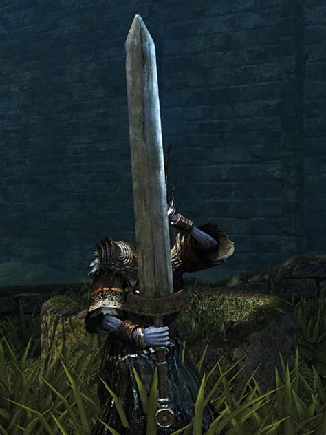 Hollowslayer Greatsword. Hollowslayer Greatsword is a Weapon in Dark Souls 3. Greatsword used for a lifetime by a masked knight. Harbors the fears that lurk within the mind of Hollows, and is particularly effective against them. Bestowed to a proper Mirrah knight long ago. Two-hand to execute special sword techniques.. 