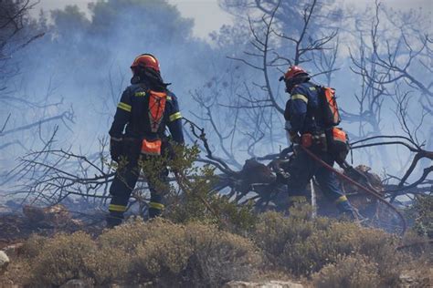 Grecia ofrece unas vacaciones gratis en Rodas a todos los viajeros afectados por los incendios forestales