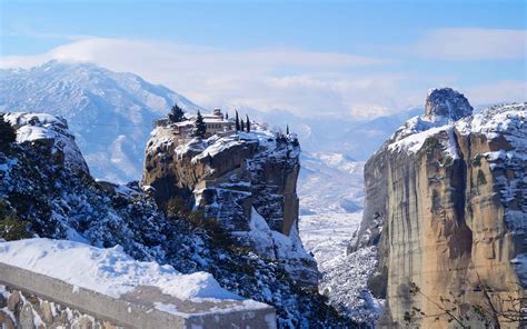 Greece in winter. While ancient Greeks are famous for wearing togas, clocks and high peaked crowns, the only thing they have in common with what Greeks wear today are the gladiator-like sandals. Tod... 