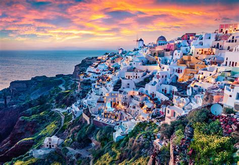 Greece trip. 10 days itinerary trip from Rome to Athens visiting 3 countries and 10 cities Choose a land only journey or extend with a 4 night Greek Cruise. Download itinerary. Print itinerary. Expand all days. 
