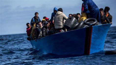 Greek authorities report hundreds of migrant arrivals on islands over the past three days