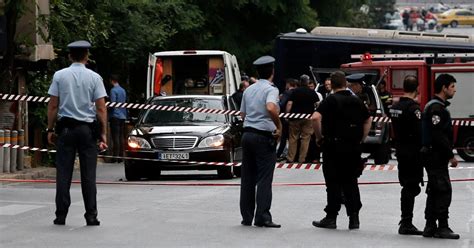 Greek police say they’ve arrested 2 people suspected of planning terrorist attacks in Greece