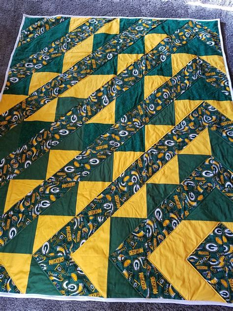 Green Bay Packers quilt patterns - Pinterest