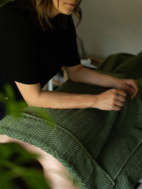 Green Life Massage - Contact