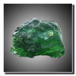 Green Sapphire Meanings and Uses - Crystal Vaults