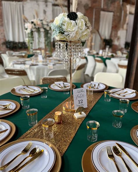 Green Wedding Decor