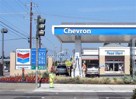 Green groups file first-of-its-kind FTC complaint against Chevron …