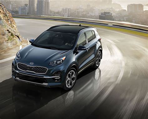 The Kia EV9's basic drivetrain options depend on whether consumers in the Springfield, IL area choose an SUV with rear- or all-wheel drive. Rear-wheel-drive models have a rear-mounted electric motor and a 76.1-kWh battery to generate 215 horsepower and 258 pound-feet of torque. 