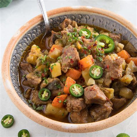 Green pork chili stew. Step 1: Brown the pork. Season the diced pork with salt and pepper, add it to a large stock pot, and cook over medium-high heat. Stir frequently and cook for about 10 minutes until the pieces are browned on … 