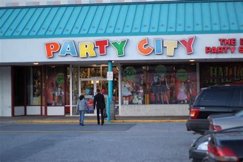Greenbelt party city. Party City had already closed and vacated 28 stores in 13 states prior to filing for Chapter 11 bankruptcy protection on January 18, and it is now asking the court to release it from those leases ... 