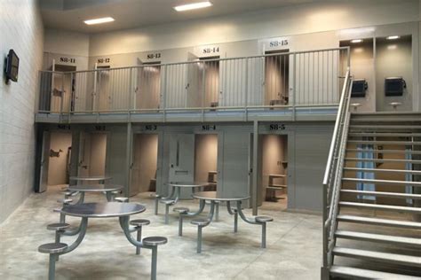 Note: The charges and bail amounts may change after court appearances and may not be current. Bond companies and persons wishing to post bail should contact the Detention Center staff at 870-239-6334 for correct bail amount, charges and case numbers. . 