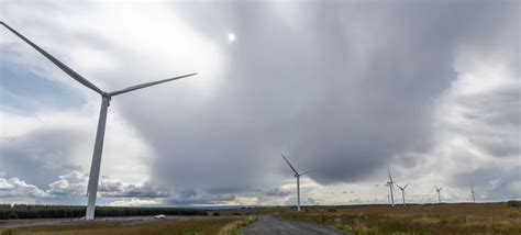 Greengairs East Wind Farm Viewpoint 3: Greengairs