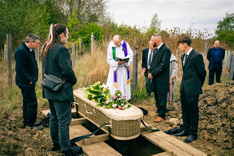 Greenhaven Woodland Burial Ground - Natural Burial Grounds in …