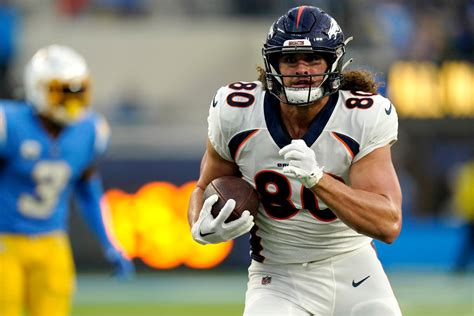 Greg Dulcich’s breakout year for Broncos? If it is, tight end knows he can’t cut hairdo that has flowed since 2020 untouched