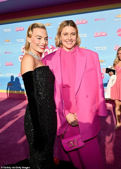Greta gerwig salary for barbie. Aug 20, 2023 ... Though many predicted that Greta Gerwig's "Barbie ... According to Variety, Robbie is set to walk away with a cool $50 million between her salary ... 