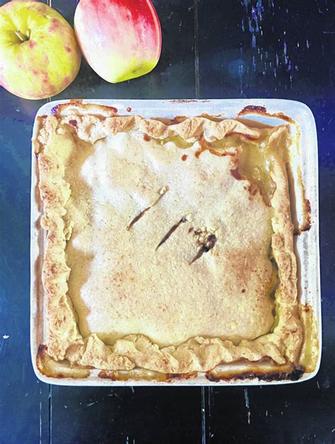 Gretchen’s table: Apples sweeten this chicken pot pie
