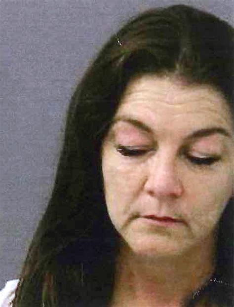After Airport Arrest. 9/13/2018 10:50 AM PT. Country star Gretchen Wilson just caught a break after being hauled off a plane in cuffs last month, because the criminal charges against her were just .... 