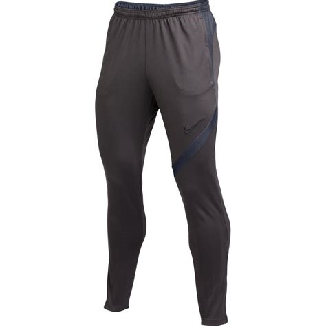 Grey jogging pants mens. Shop Men's Workout Pants, Joggers & Sweatpants in Gray on the Under Armour official website. Find men's bottoms built to make you better — FREE shipping available in the USA. 