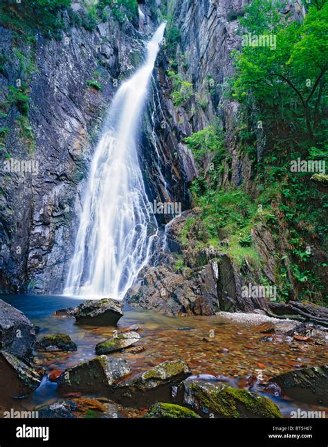 Grey mares tail waterfall Stock Photos and Images - alamy.com