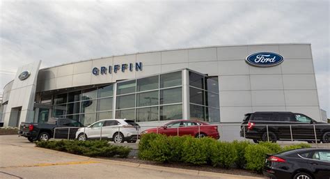 Griffin ford waukesha. Research the 2021 Ford F-150 XLT Certified 4WD Near Milwaukee WI in Waukesha, WI at Griffin Ford. View pictures, specs, and pricing & schedule a test drive today. Griffin Ford; General 262-542-5781; 1940 E Main Street Waukesha, WI 53186; Service. Map. Contact. ... At Griffin Ford, we understand that many of our customers prefer the convenience ... 