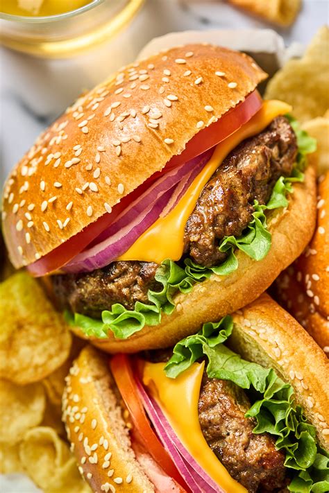 Grilled cheeseburger. Grilled Cheeseburger. Place the burger patty over the direct heat on a clean grill grate and close the lid of the grill. Grill for five minutes (or medium-high heat on a gas grill). Then flip and ... 