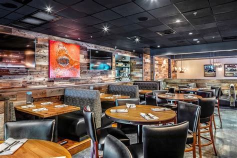 Grillsmith sarasota. Apr 29, 2022 · Grillsmith is located at 6420 S. Tamiami Trail, Sarasota. Mark Johnston, owner and founder, opened the first Grillsmith in Clearwater in 2004. He and his brothers also own The Melting Pot and ... 