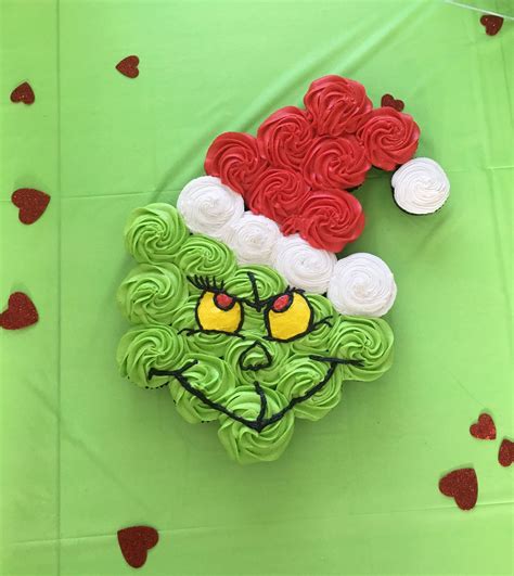 Grinch Cupcake Cake Template