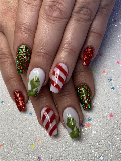 Oct 6, 2021 - Explore Reyna Garcia's board "Grinch nails" on Pinterest. See more ideas about christmas nail art, christmas nails, nails.. 