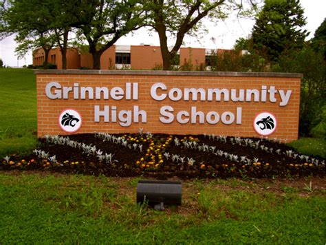 Grinnell Community Senior High School in Grinnell, IA - US News