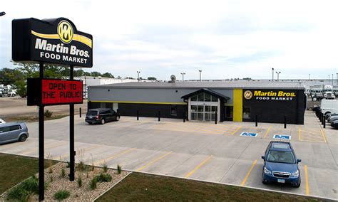 Grocery Store Chain Opens New Location in Cedar Falls, Iowa