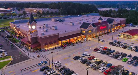 Grocery stores in raleigh nc. Plato, the dinosaur mascot. Durham is about to learn the pleasures of Publix, a much-loved Florida-based grocery chain opening in the Bull City this week. The nearly 47,000-square-foot store at ... 