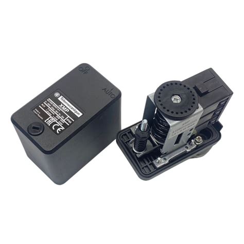 Grundfos pressure switch.  Group program of measuring and switching products.  T...