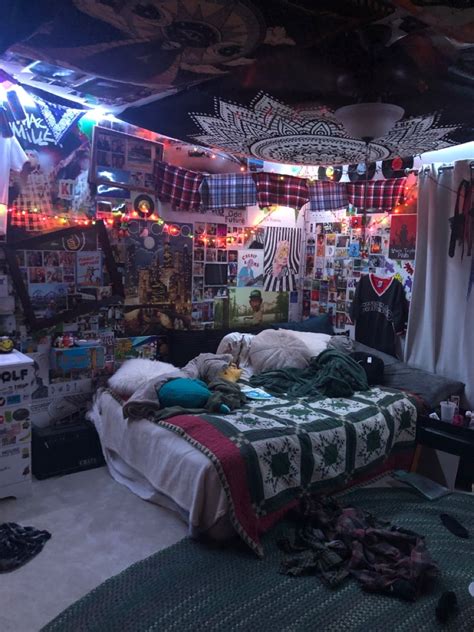 Grunge stoner room. Mar 18, 2021 - Explore Alexisweinner's board "Stoner room" on Pinterest. See more ideas about dream rooms, cool rooms, room inspiration bedroom. 