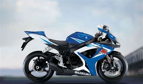 Suzuki GSX-R600 Pricing. The 2022 Suzuki GSX-R600 roll