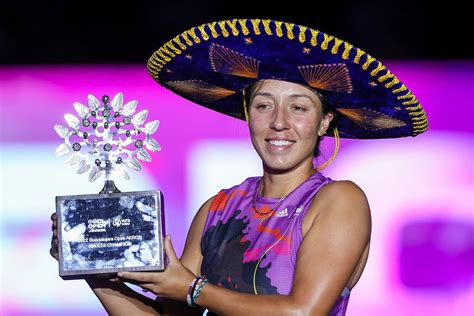 Guadalajara wta. On Saturday, Sakkari defeated Caroline Dolehide in the final to win the 2023 Guadalajara Open title. The Greek needed an hour and 43 minutes to post a 7-5, 6-3 win. Sakkari won 70% of her first ... 