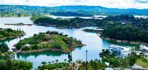 Guatapé - Super Tours